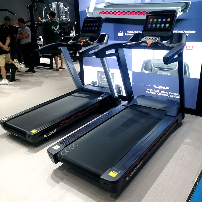 新貴族跑步機(jī) XG-V7T Puls 健身房商用跑步機(jī)