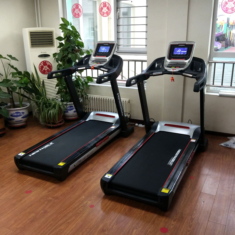新貴族跑步機(jī) XG-V5 實(shí)景圖
